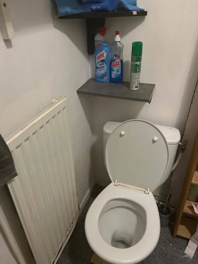 旅馆 Duplex Appartement 里尔